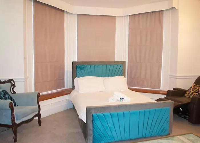 H9bc - Stunning & Reserved Apartment